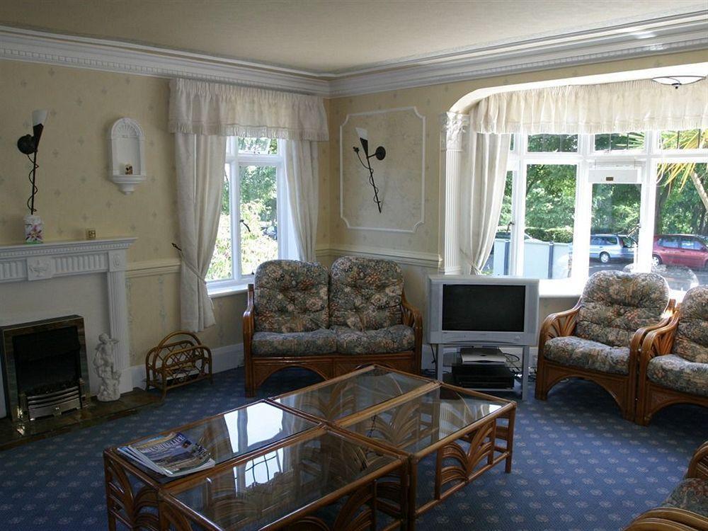 Ryndle Court Hotel Scarborough Zewnętrze zdjęcie
